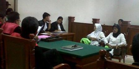 foto sidang Putusan Bebas kasus Nanik 10 Maret 2014 (1)