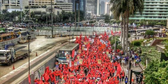 mayday_hari_buruh_2014_6