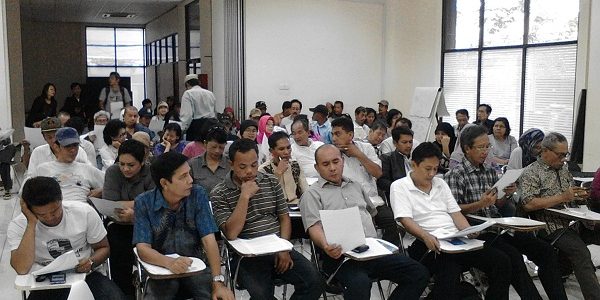 suasana_diskusi_publik_perumahan