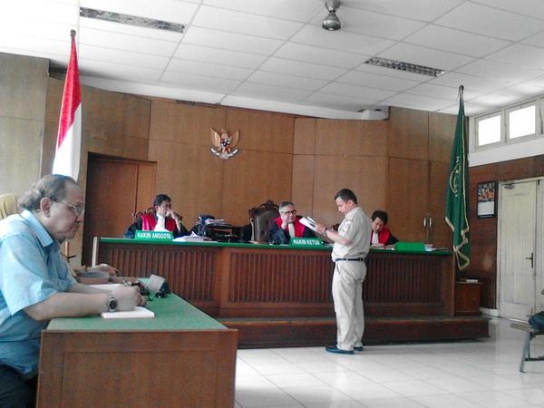 sidang_putusan_gugatan_warga_negara_tolak_swastanisasi_air