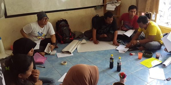 pelatihan_kepada_buruh_karawang