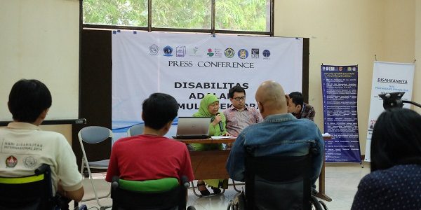 penyandang_disabilitas_kritisi_komisi_VIII_DPR_RI