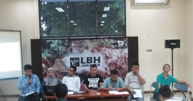 konferensi_pers_catatan_hitam_perburuhan
