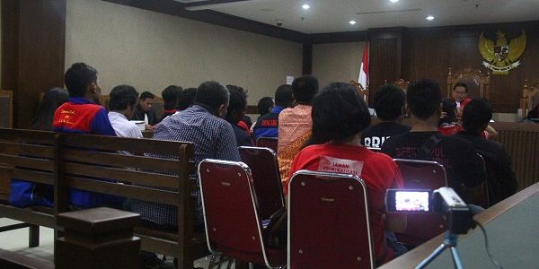 sidang_eksepsi_23_buruh