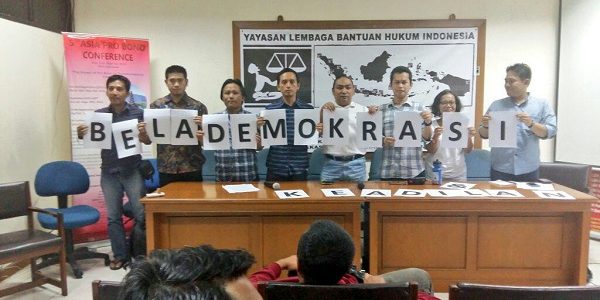 konferensi_pers_bela_demokrasi