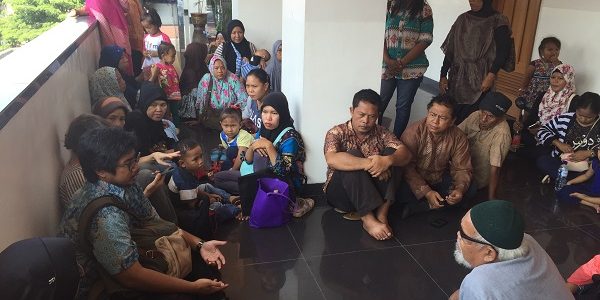 bangun kembali kampung akuarium