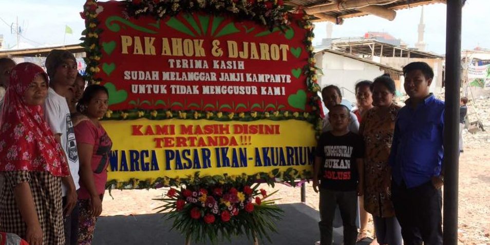 karangan bunga kp akuarium