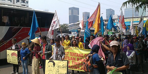 buruh_tolak_perppu_ormas