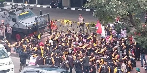 unjuk_rasa_driver_uber