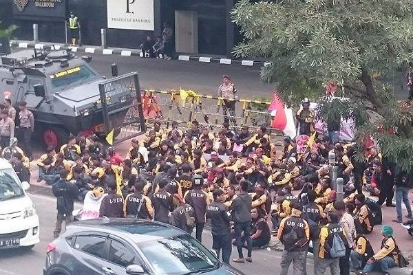 unjuk_rasa_driver_uber