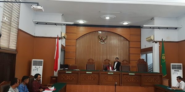 Sidang_Pertama_Praperadilan_Ganti_Rugi_Herianto_Aris