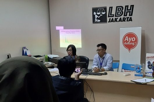 konpres_korban_pinjol