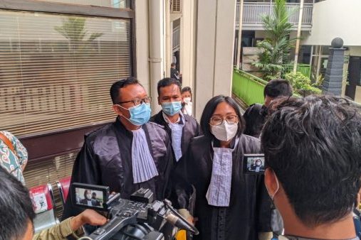 sidang_perdana_kasus_jumhur_hidayat