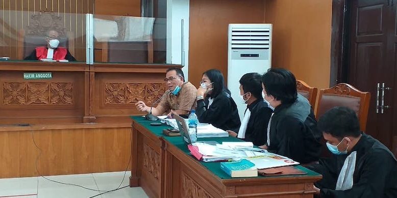 sidang_pemeriksaan_saksi_kasus_jumhur_hidayat