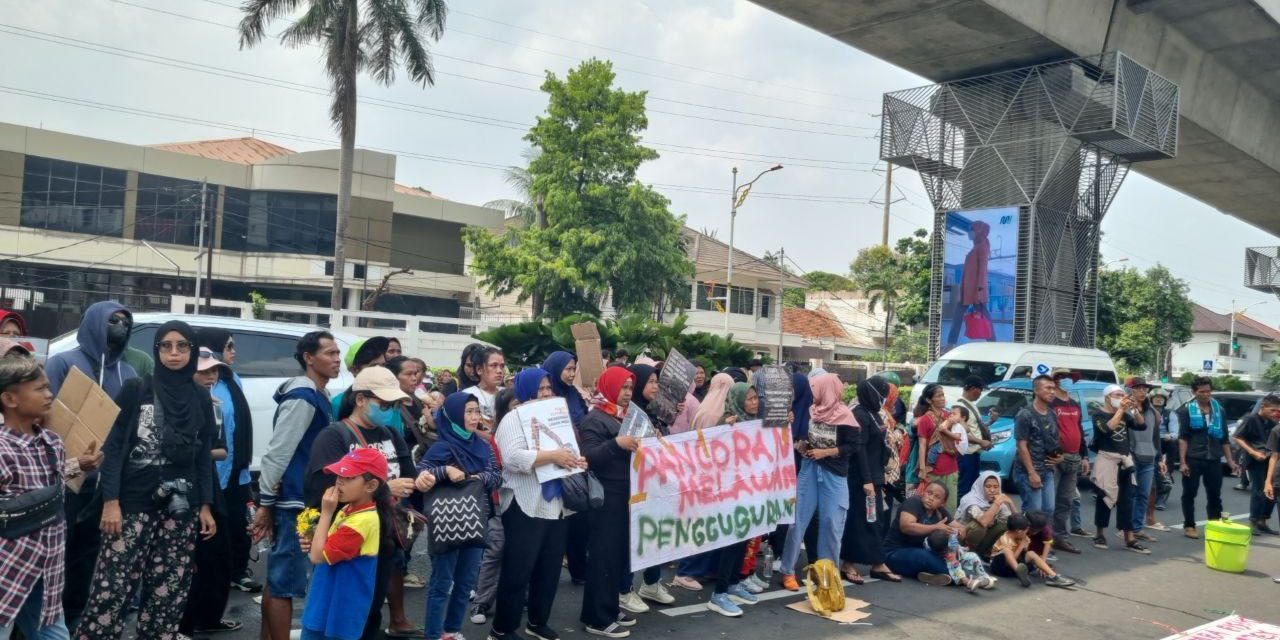 photo_6235679656774842652_y