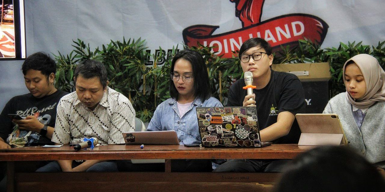 photo_6055436681273785829_y