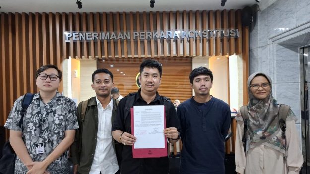 Tim Advokasi Untuk Reformasi Sektor Keamanan “Serahkan Kesimpulan terhadap Perkara Pengujian Formil Revisi UU TNI, Koalisi Mendukung Mahkamah Konstitusi Untuk Independen dan Tegas dalam Memutus Pengujian Formil Revisi UU TNI”